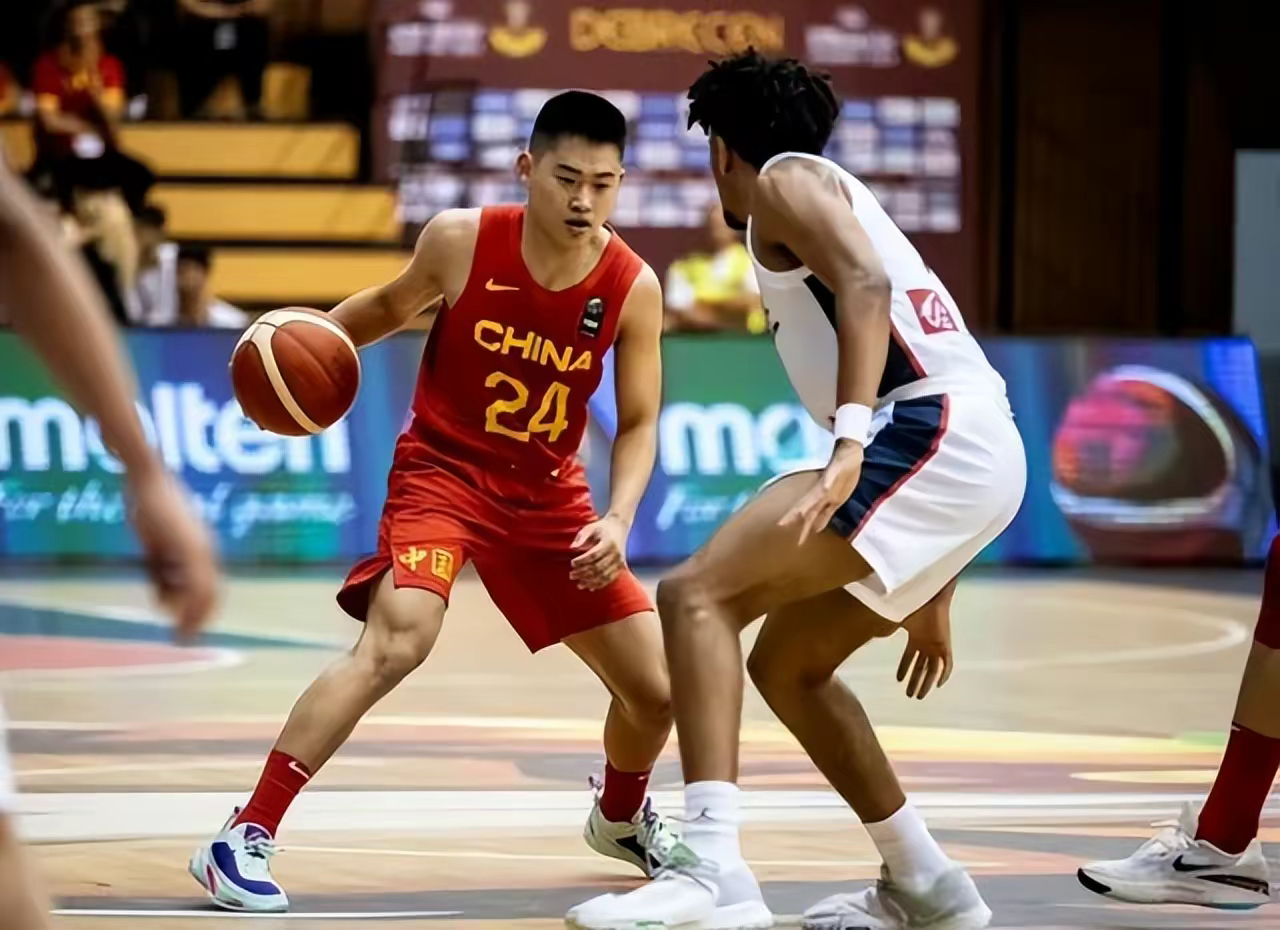 法国队翻盘中国队，黄鸭组合刷新纪录