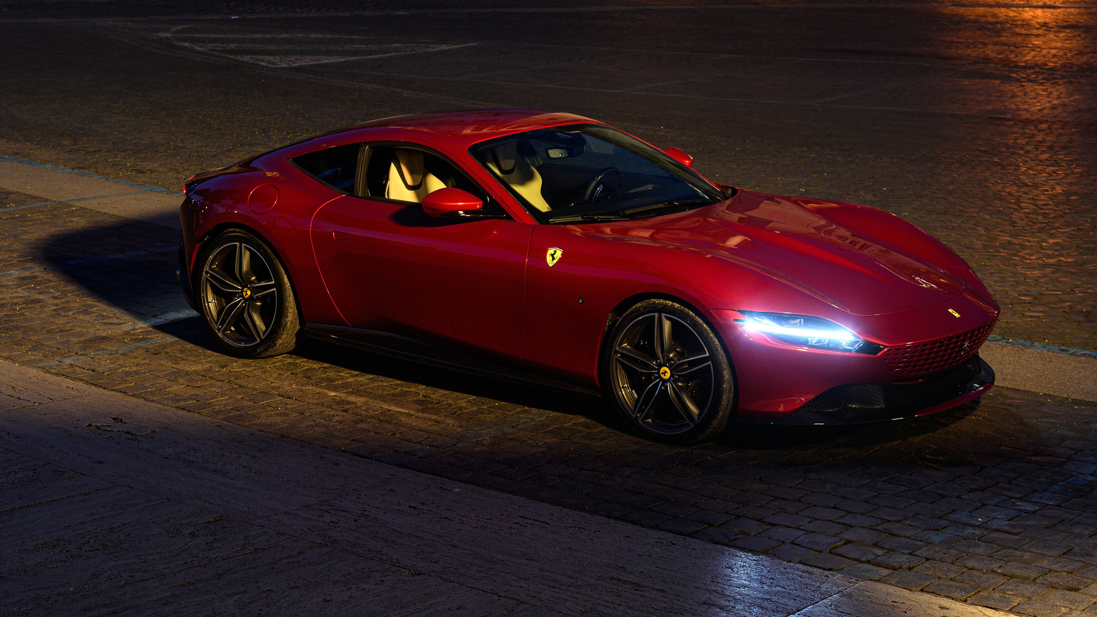 开云体育登录-王子公园的独角戏，姆巴佩三传两射碾碎苏格兰，欧冠之夜他让对手成为陪衬