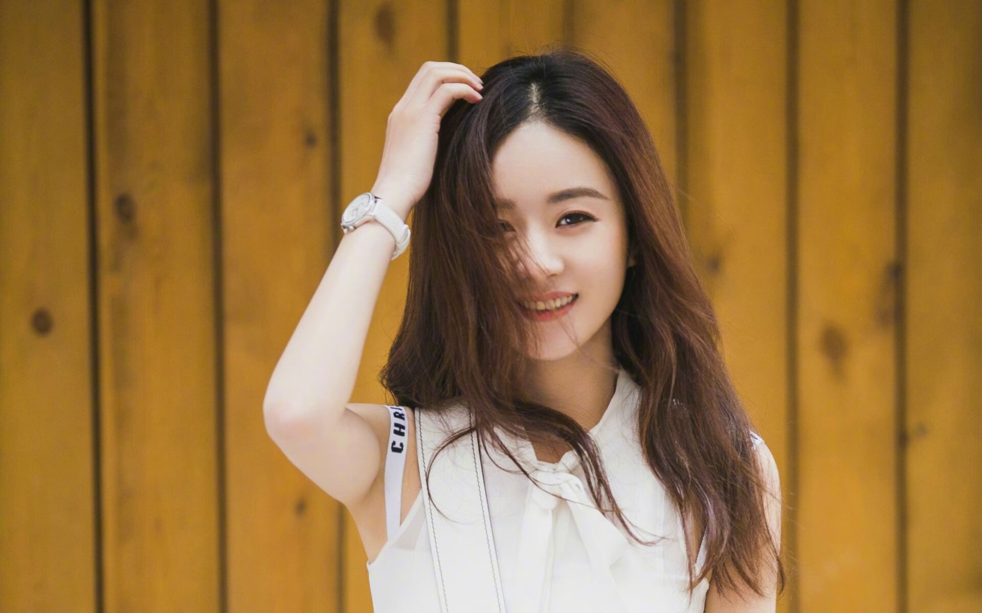 超越常规,日本斩落伊朗,卡马文加半决赛接管比赛—唯一性的双重诠释