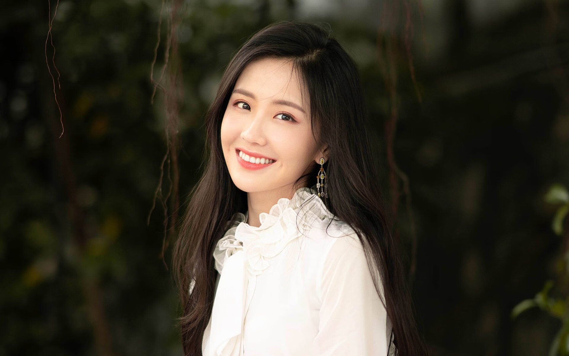 F1街道赛焦点战，比利时强势拿下牙买加，速度之战震撼全球