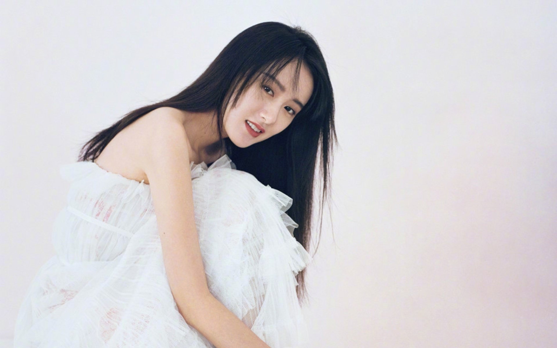 开云sport-克莱蒙斯，轰碎防线的黑色旋风，上海队在他面前成了无解方程式